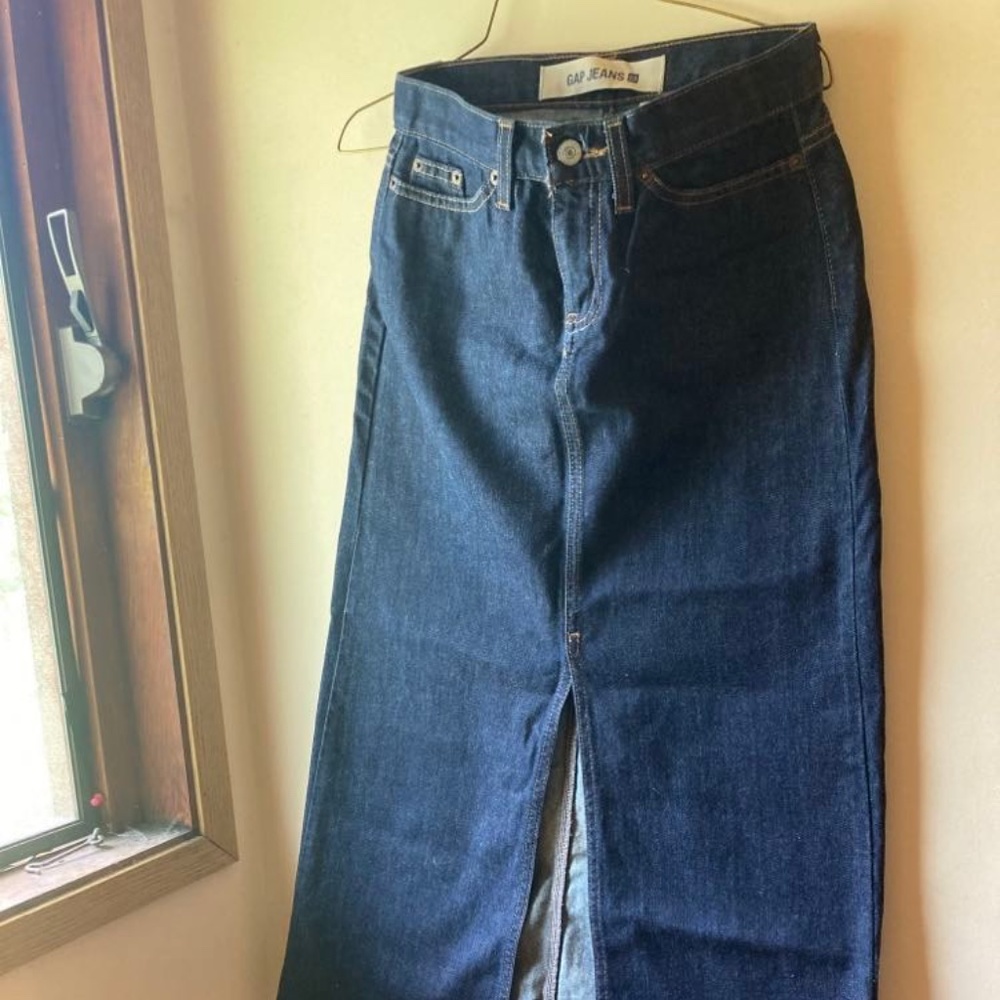 GAP Dark Blue Denim Pencil Skirt